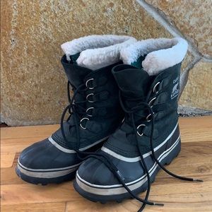 Sorel caribou black snow boots